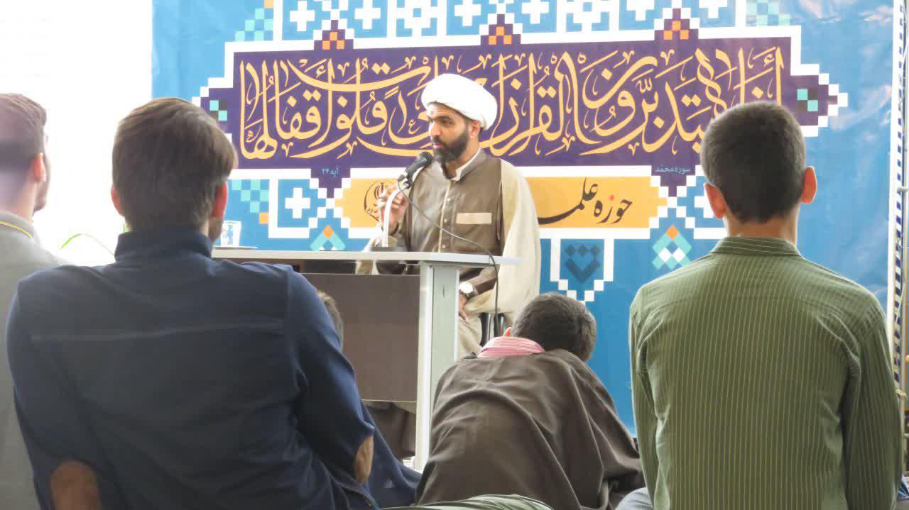 جلسه عمومی با حضور حجت الاسلام داستانپور